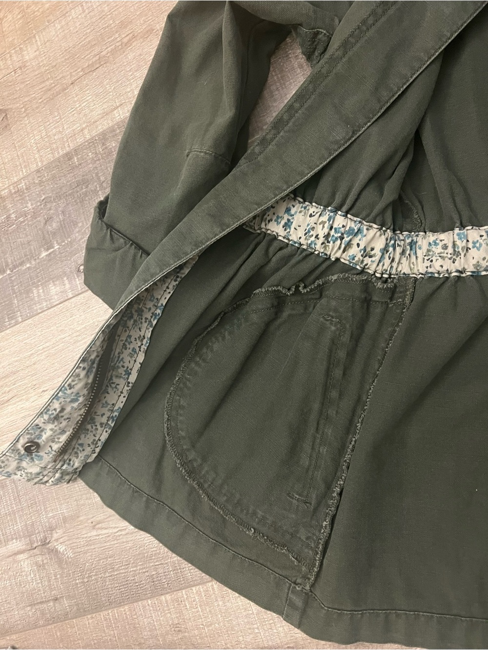 ELLE Olive Green Cinch-Waist Utility Jacket size 4 - Picture 11 of 12
